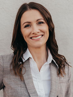 Athena Brattin Headshot