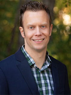 Grant Goering Headshot